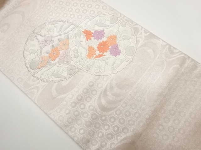 変わり七宝に花々・宝模様刺繍名古屋帯
